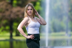 2024-05-04-Fotosetkání ve Stromovce - Monica Hvězda